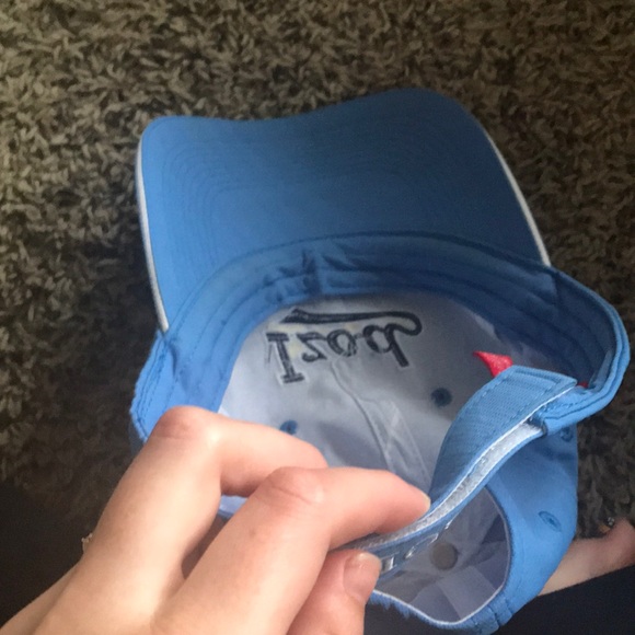 iPod blue hat - Picture 2 of 4